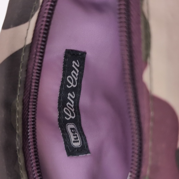 LUG Purse Purple Camo Crossbody Lots of pockets - Picture 5 of 13